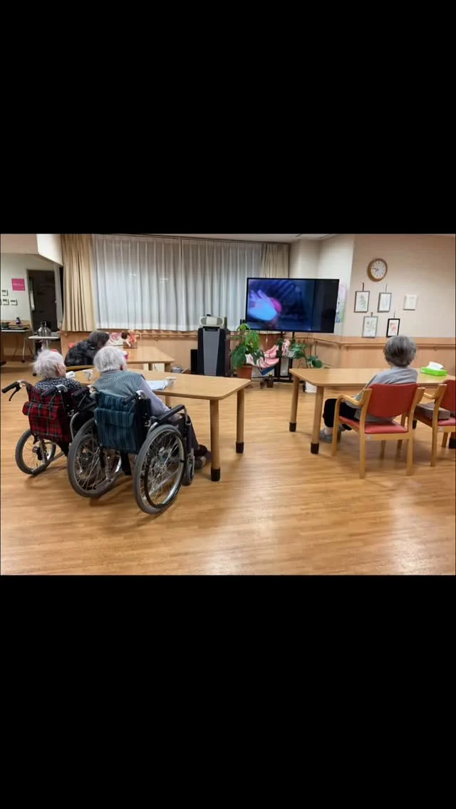 あかねユニットです♪ユニットの机の配置等を模様替えしてみました❤️テレビが見やすくなったと好評です♪#加古川さくら園 #特養 #特別養護老人ホーム #模様替え