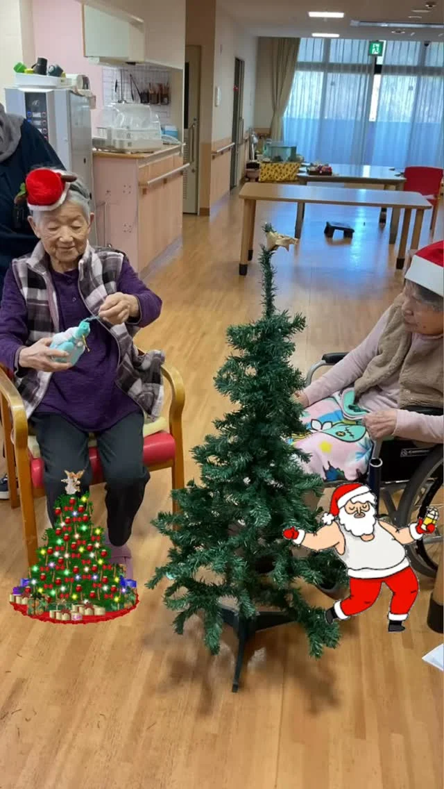 あおば、あかねユニットの皆様でクリスマスツリーの飾り付けをしました🌲#加古川さくら園 #特養 #特別養護老人ホーム #加古川 #クリスマス